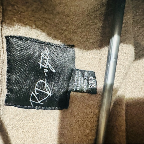 Cardigan new without tags - Picture 4 of 6